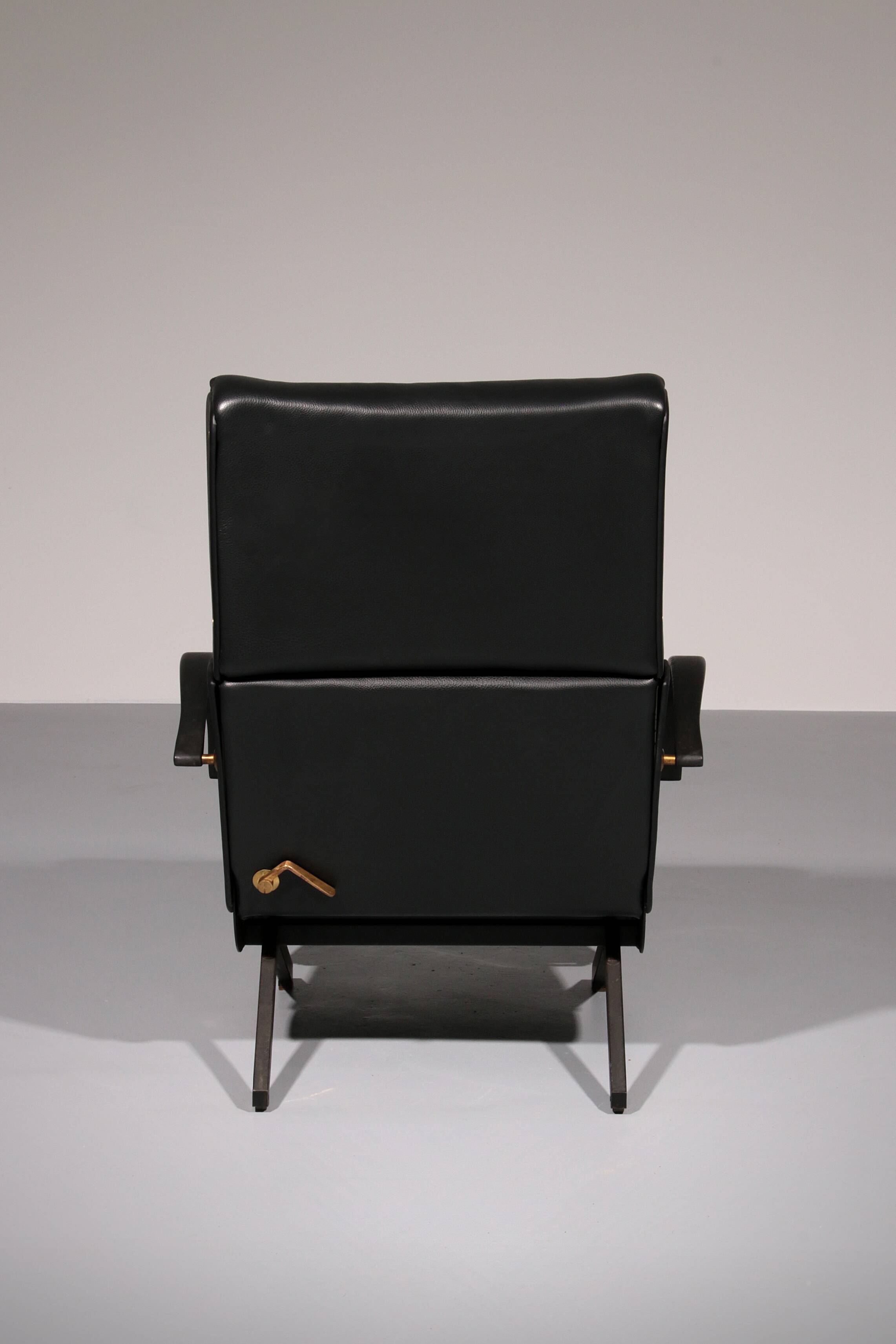Italian Black Leather Adjustable P40 Relax Chair by Osvaldo Borsani Tecno.