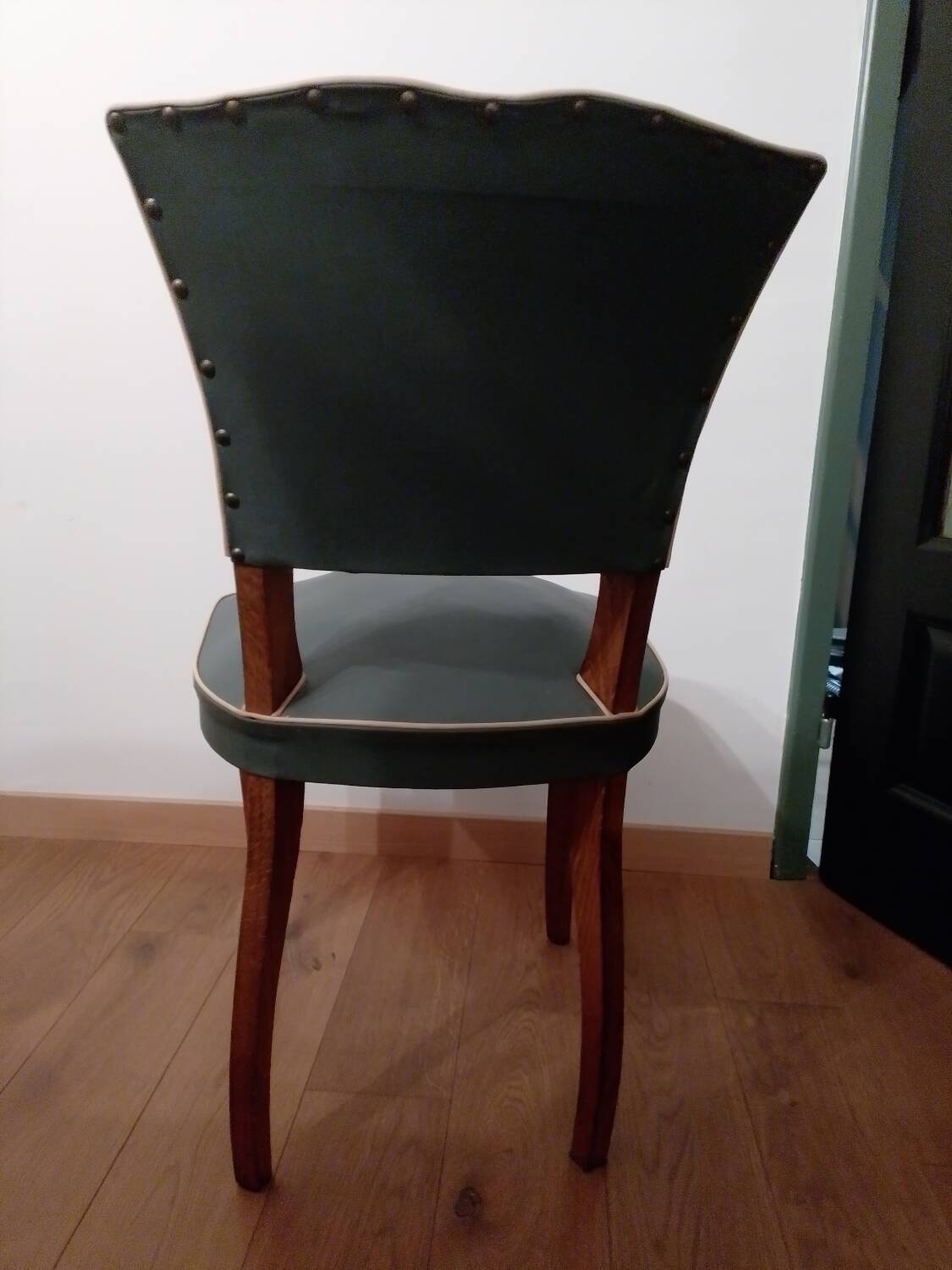 Set of 3 green chairs from the 1960s.