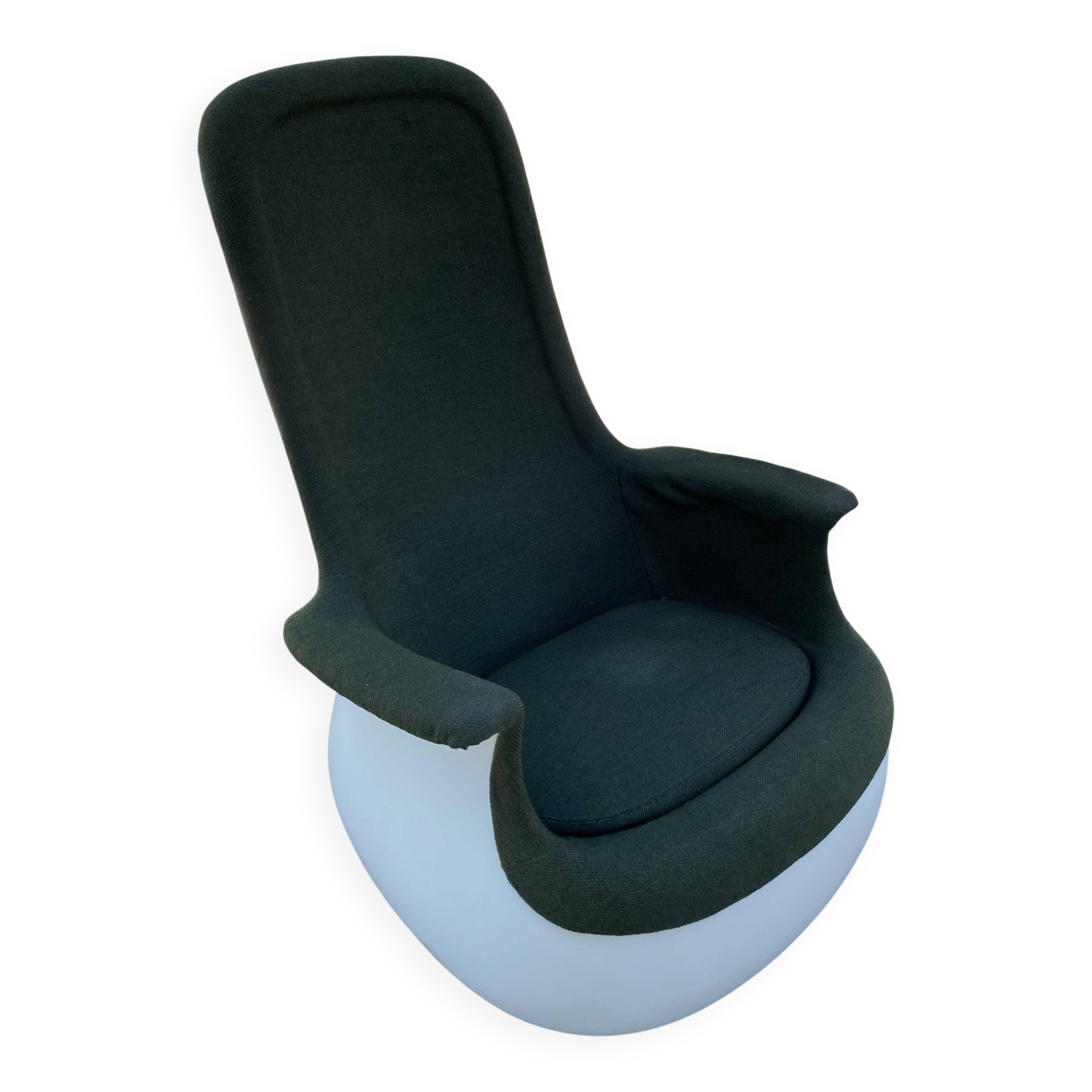 MARC HELD Rocking Chair – High Back