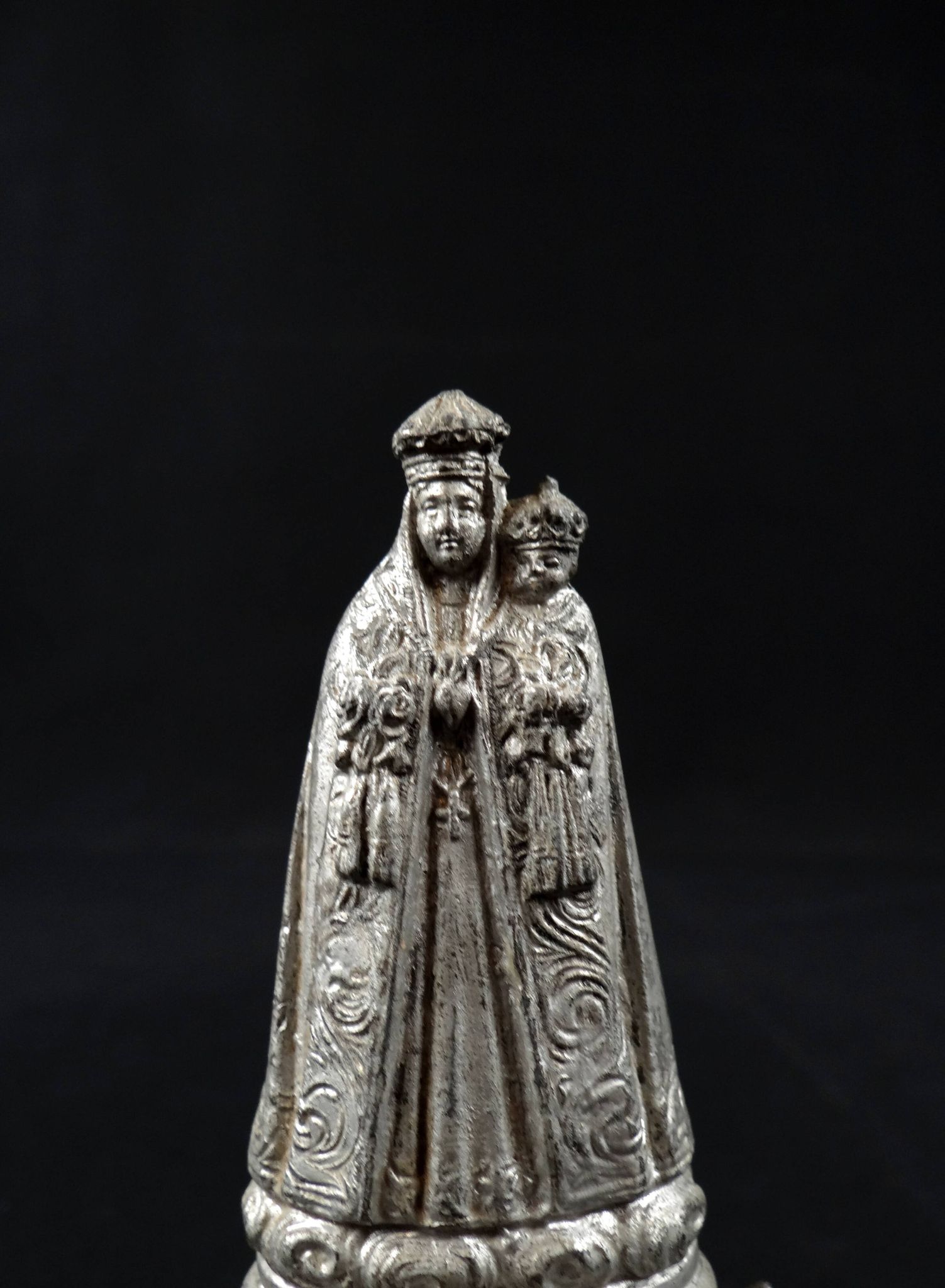 Statuette of the Virgin and Child, Consoler of the Afflicted, late 19th century