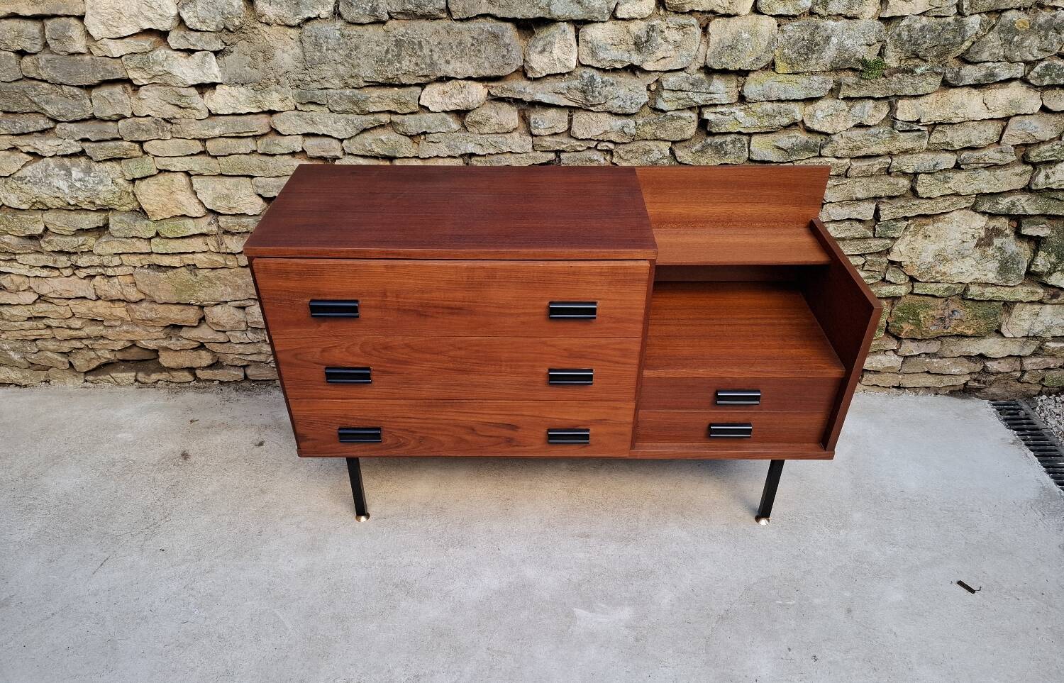Modernist chest of drawers