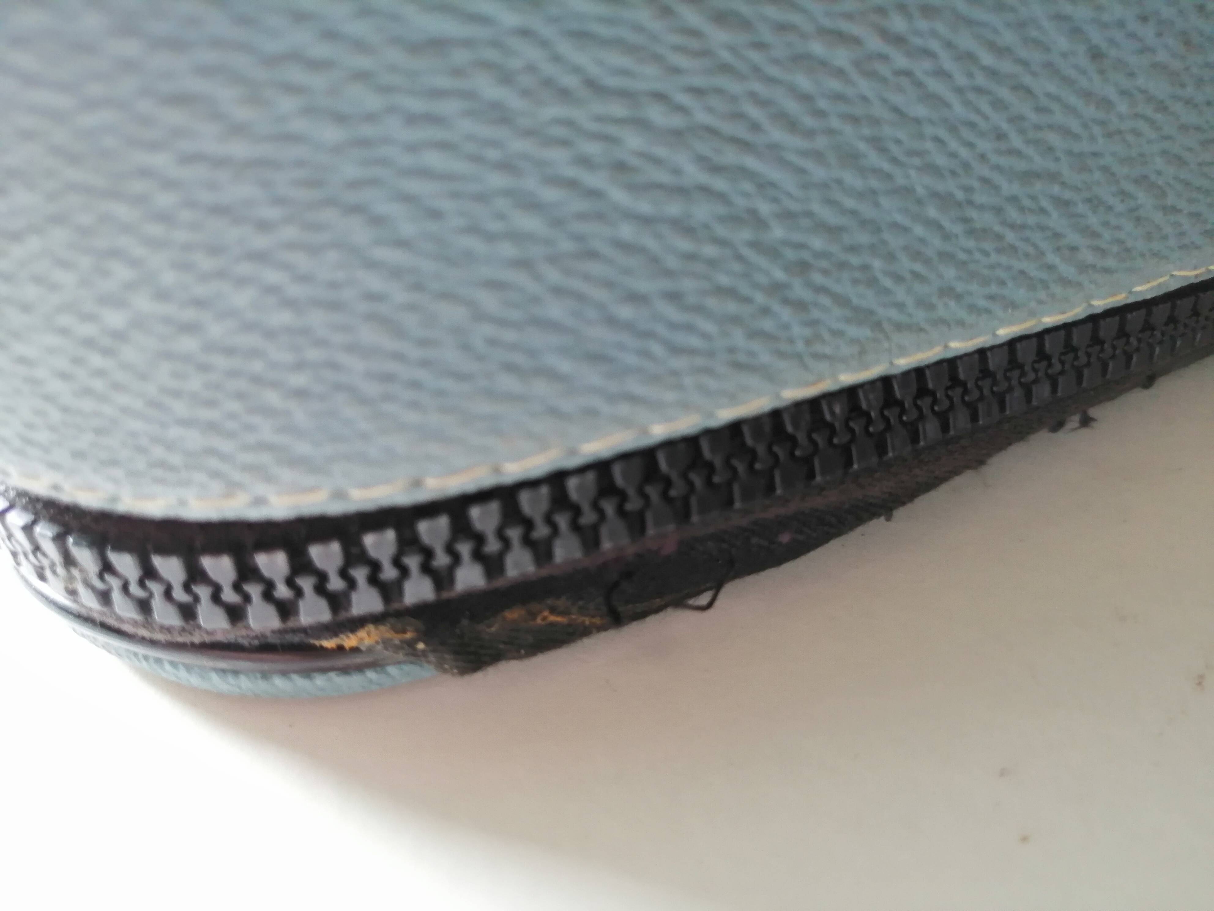 Portable typewriter Olivetti lettera 32