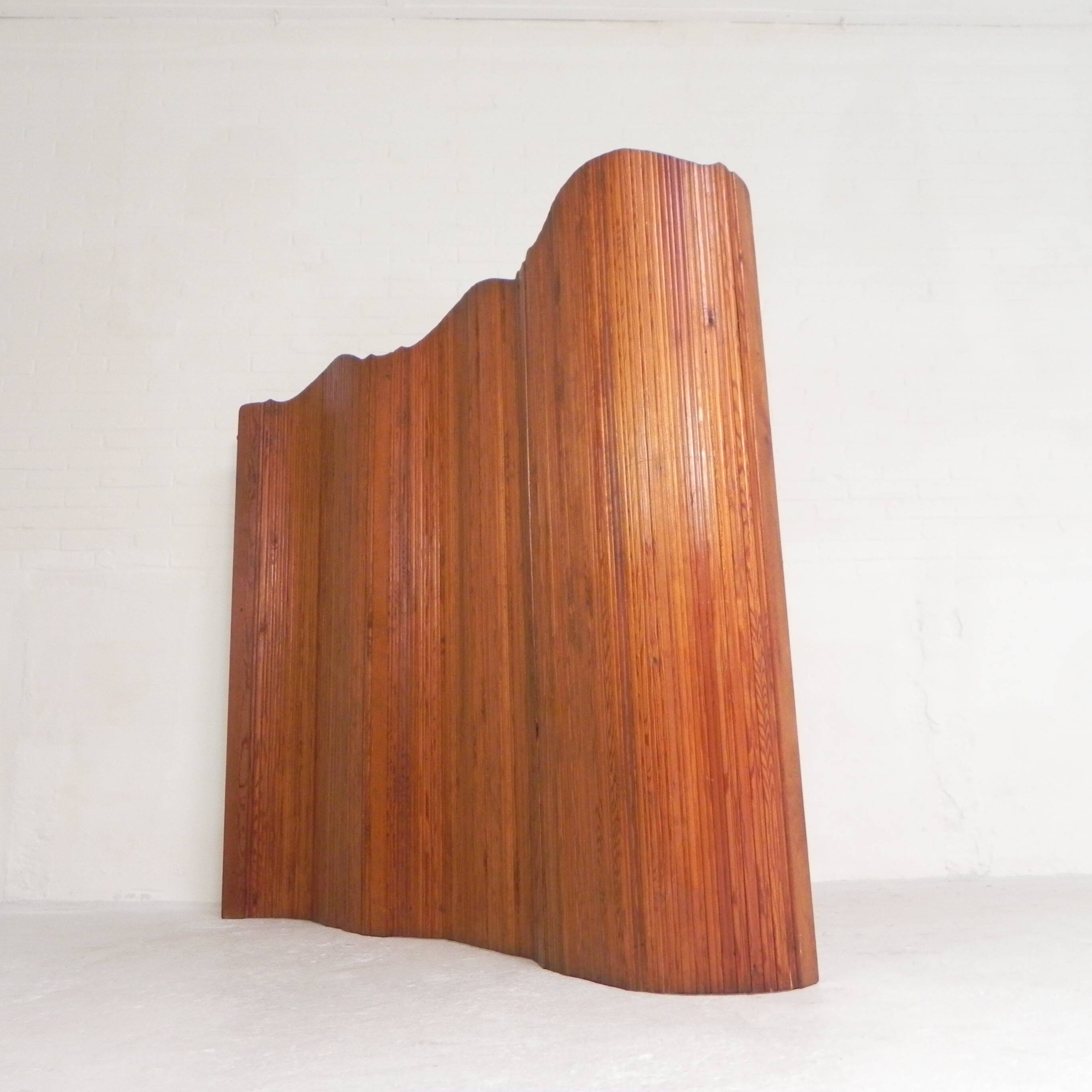 Room divider S.N.S.A. with pine slats in Baumann style, 1950s.