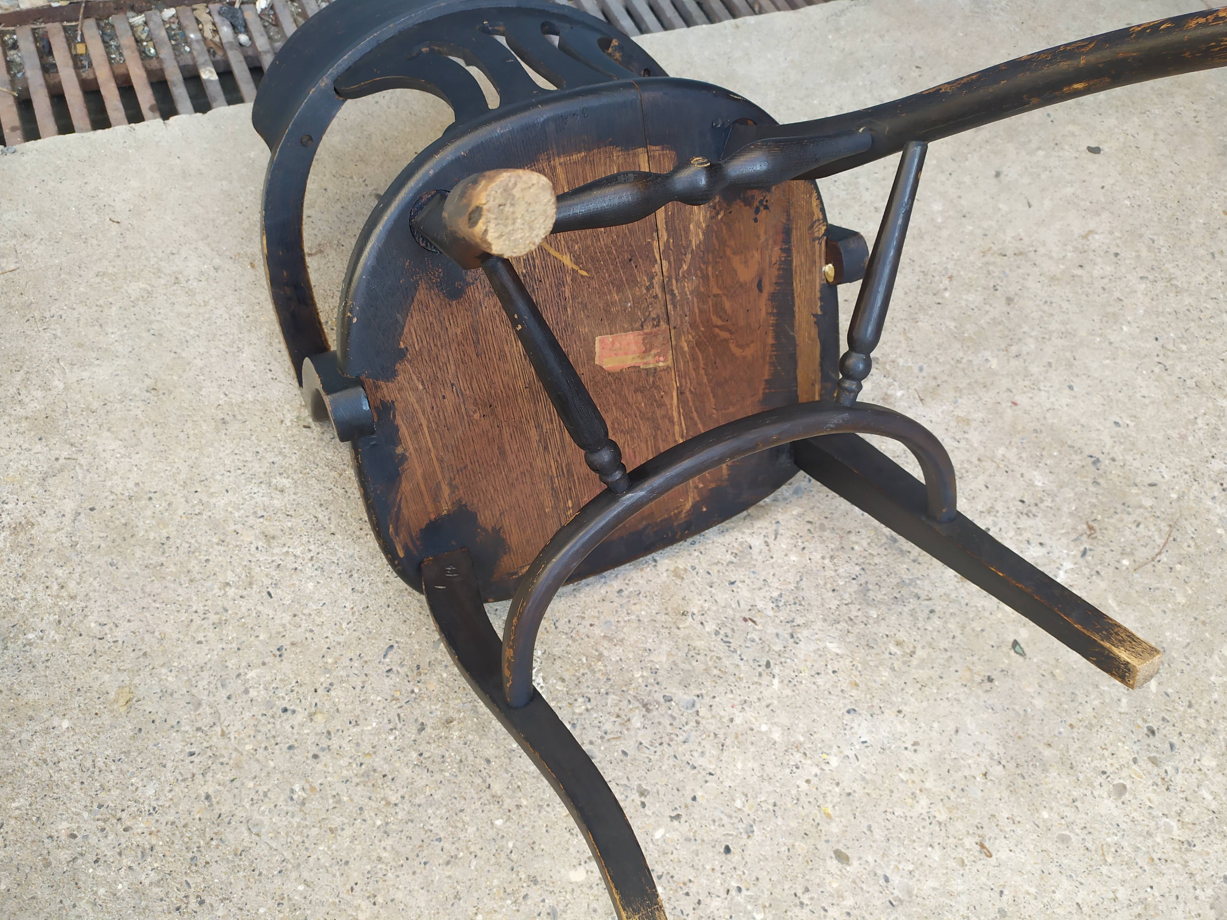 Pair of American armchairs