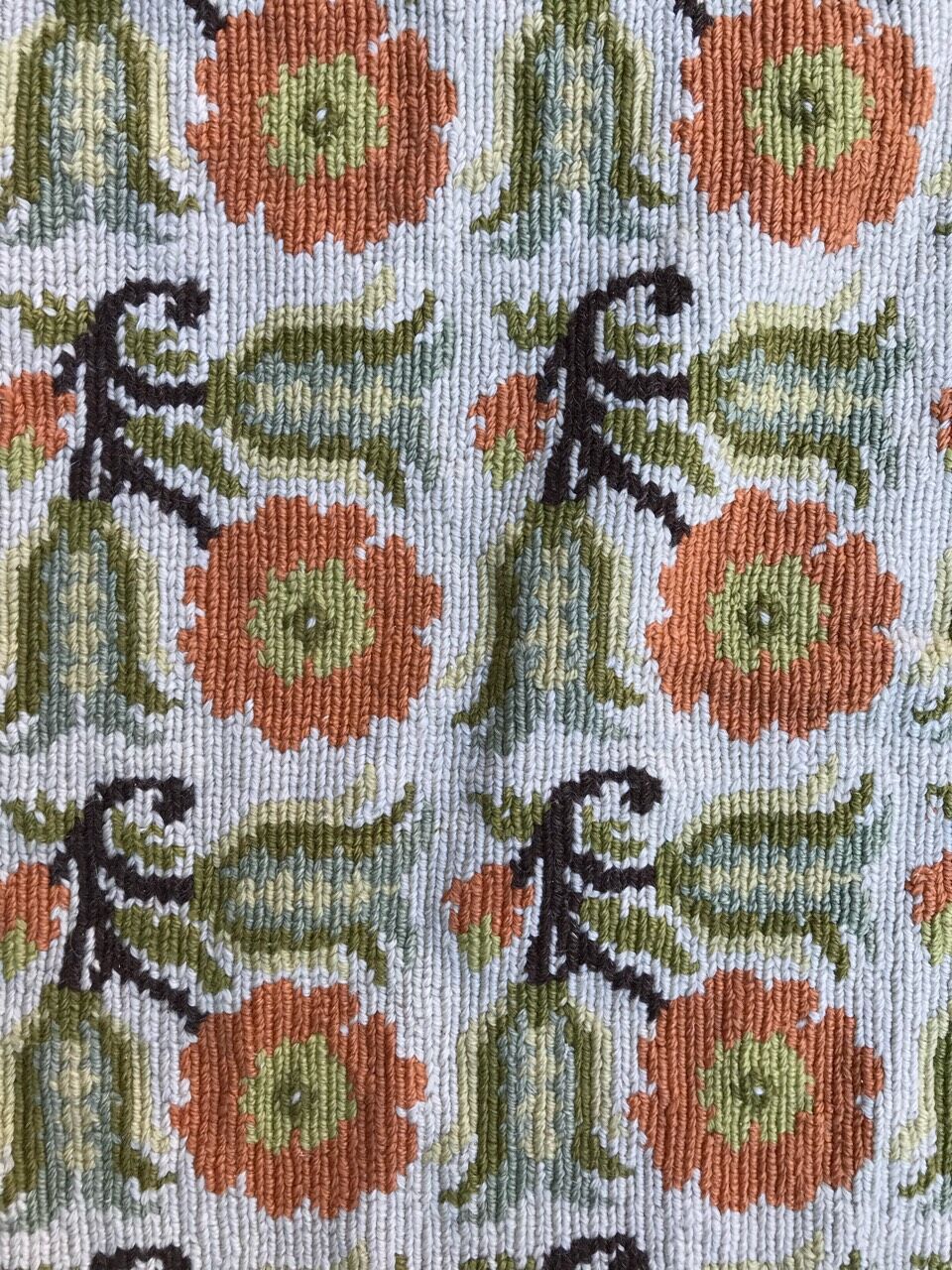 Vintage carpet with small dots 230x373 cm