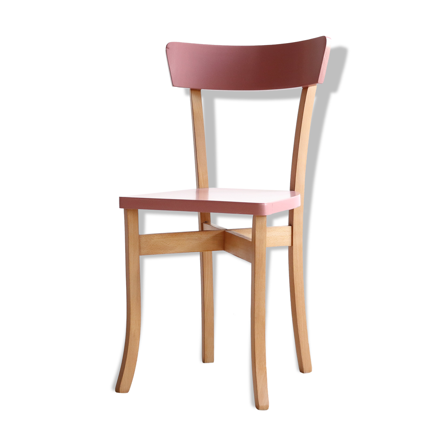 Vintage wooden bistro chair revisited