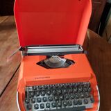 Primavera typewriter
