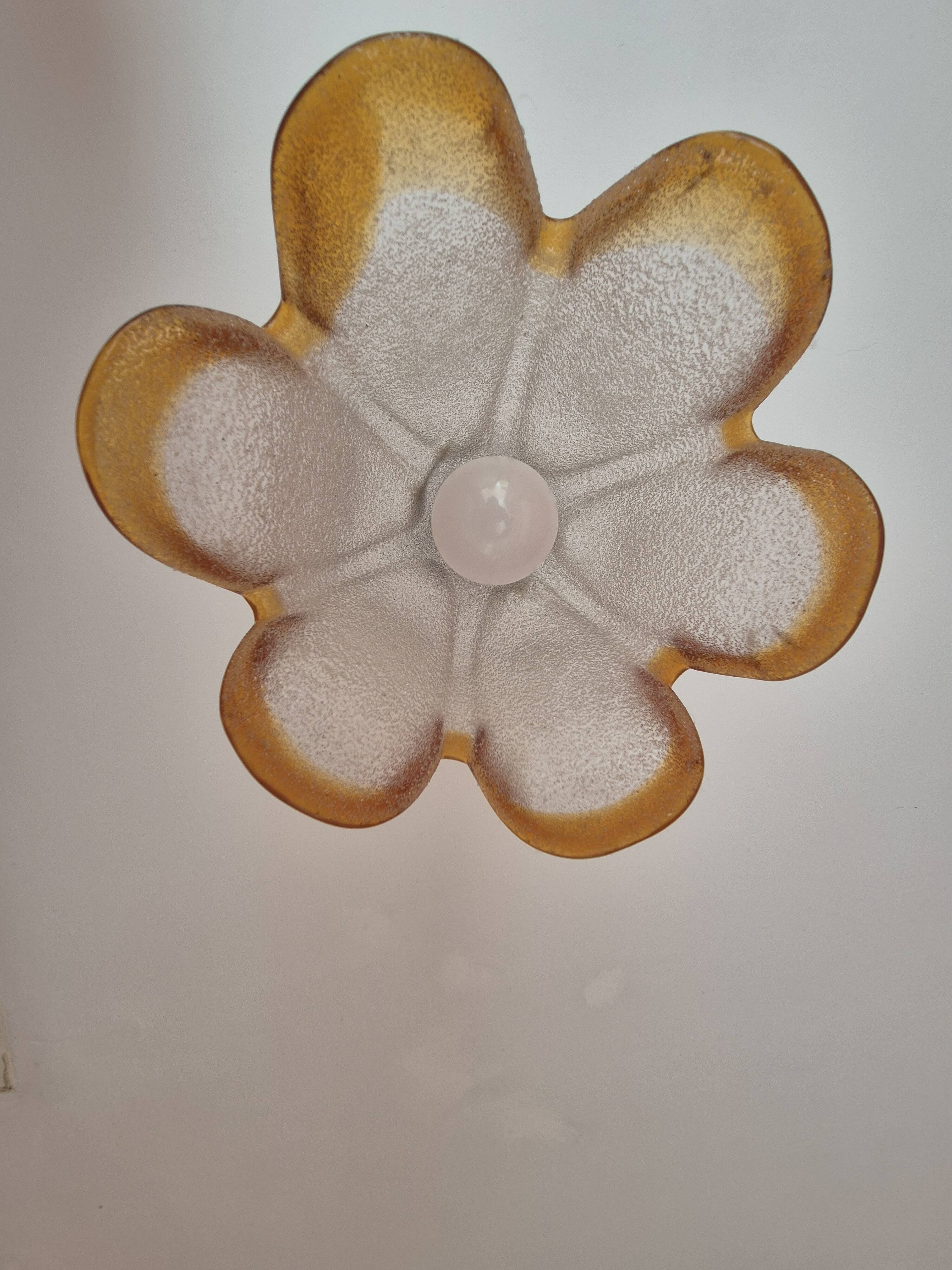 Tulip flower chandelier Mazzega / Murano style