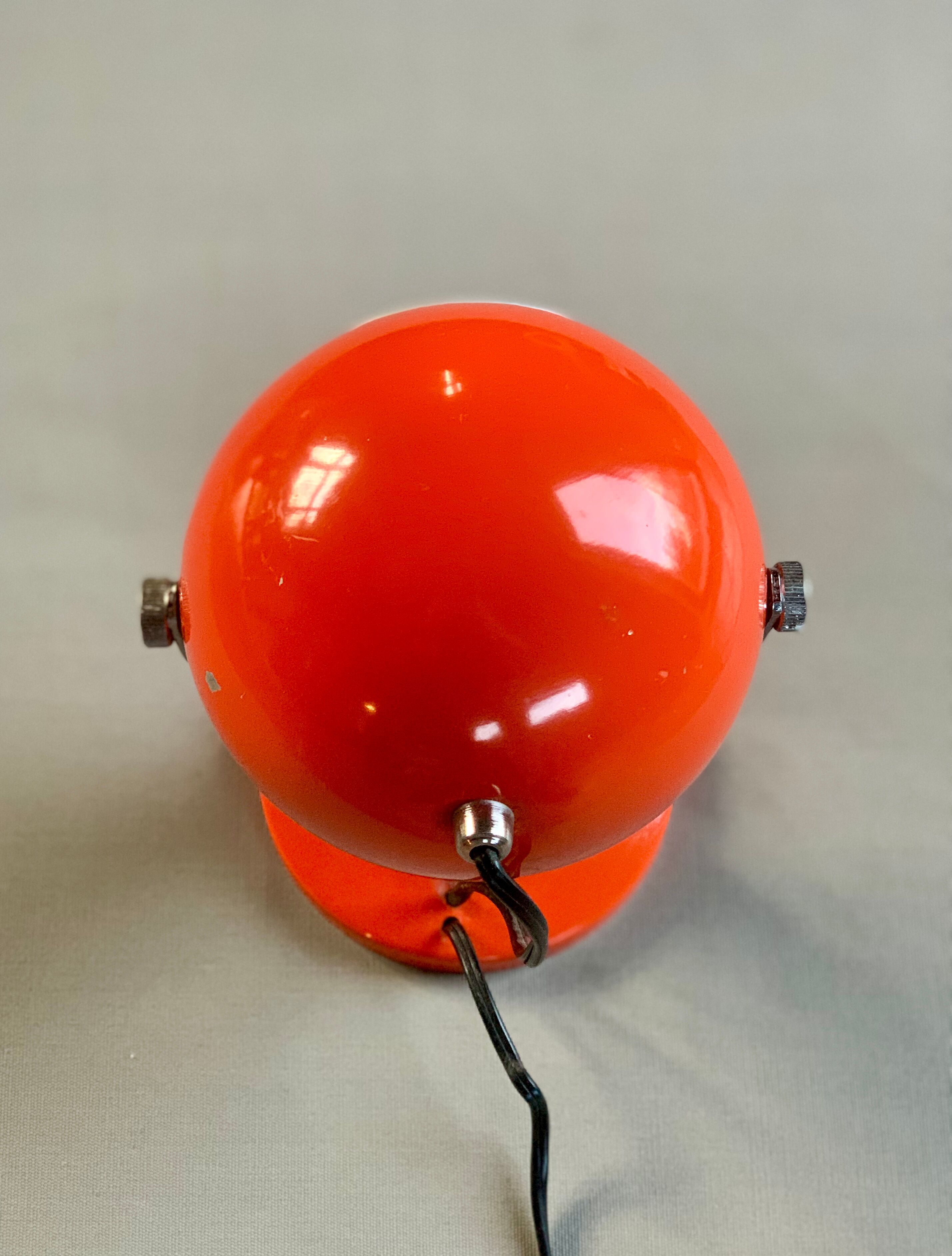 Vintage Eyeball Lamp