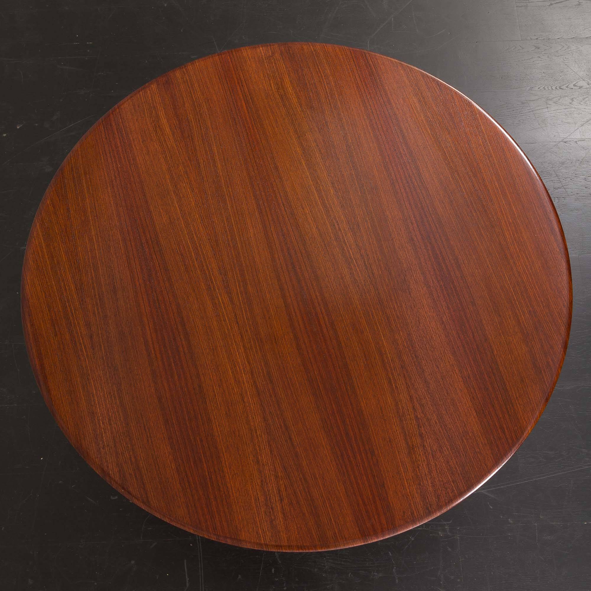 Vintage T69 dining table by Osvaldo Borsani for Tecno, Italy 1960