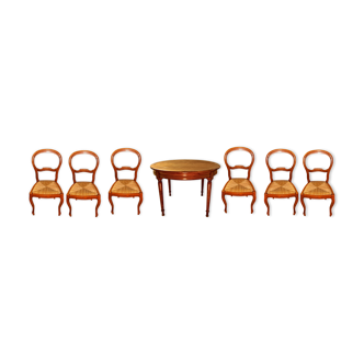 Lot of 6 chairs and table in cherry wood
