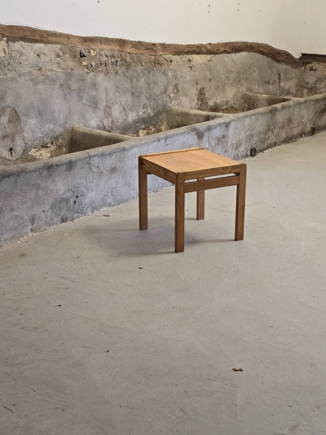 Coffee table, small pine side table 1970