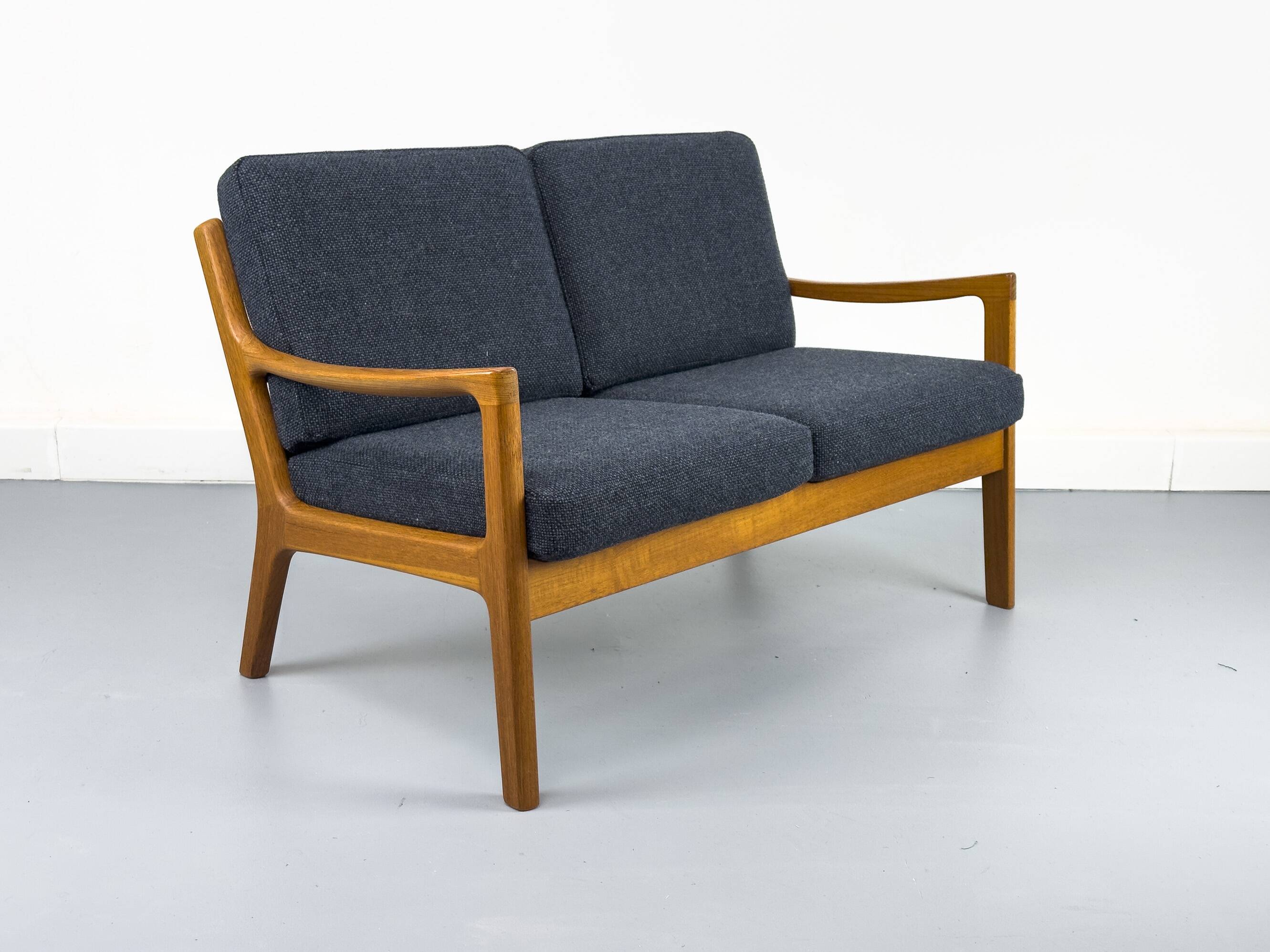 Vintage Two-Seater Senator Sofa in Teak by Ole Wanscher