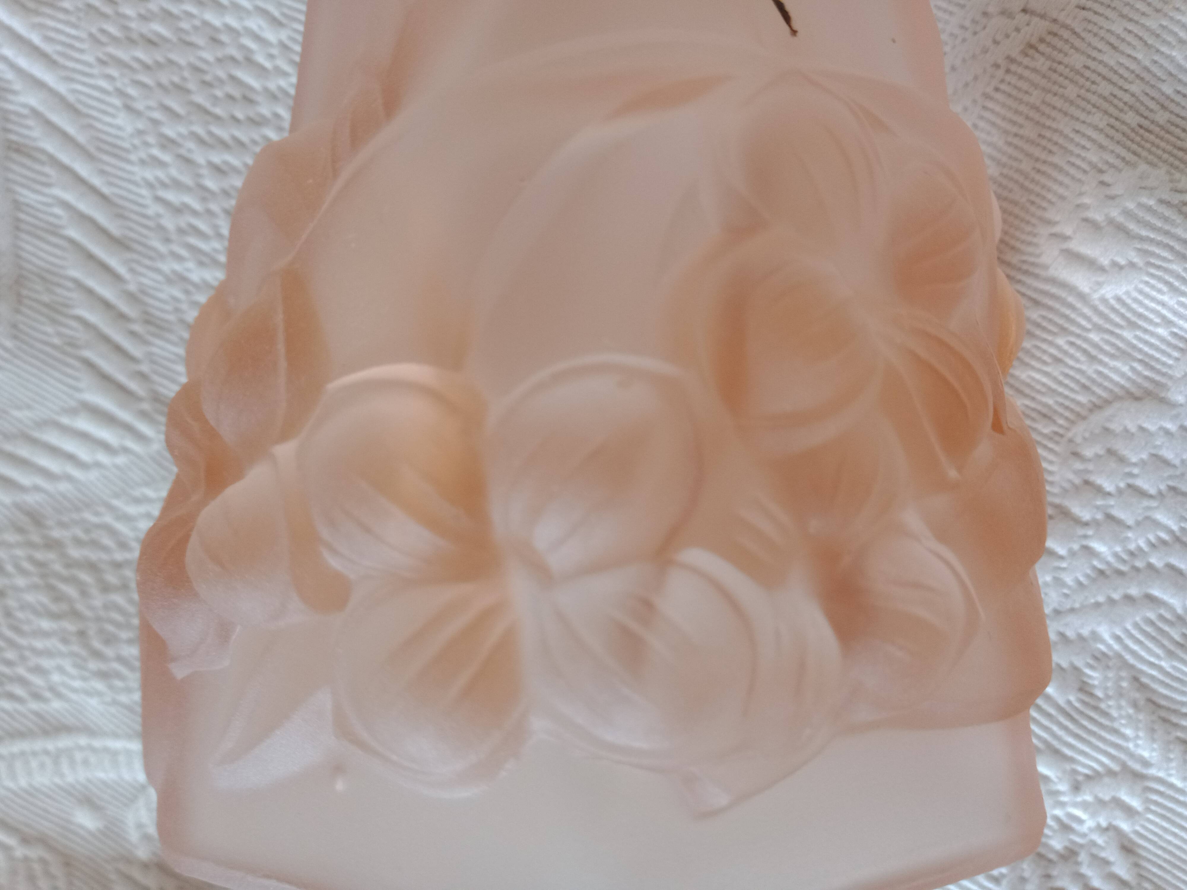 Signed ros - pink glass tulip with octagonal bell flowers - thick molded glass