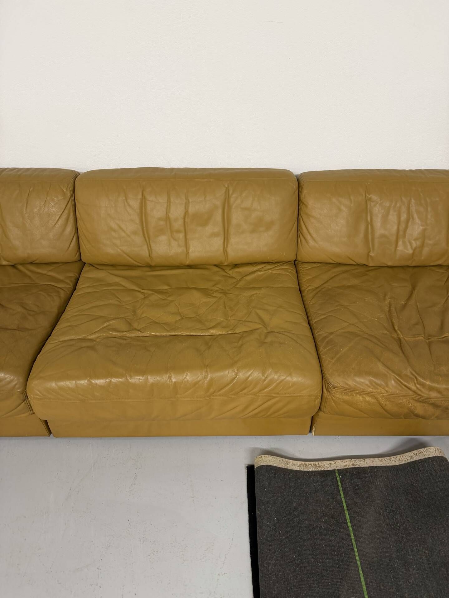 Grand canapé d’angle modulable De Sede DS-76, 6 modules cuir vintage