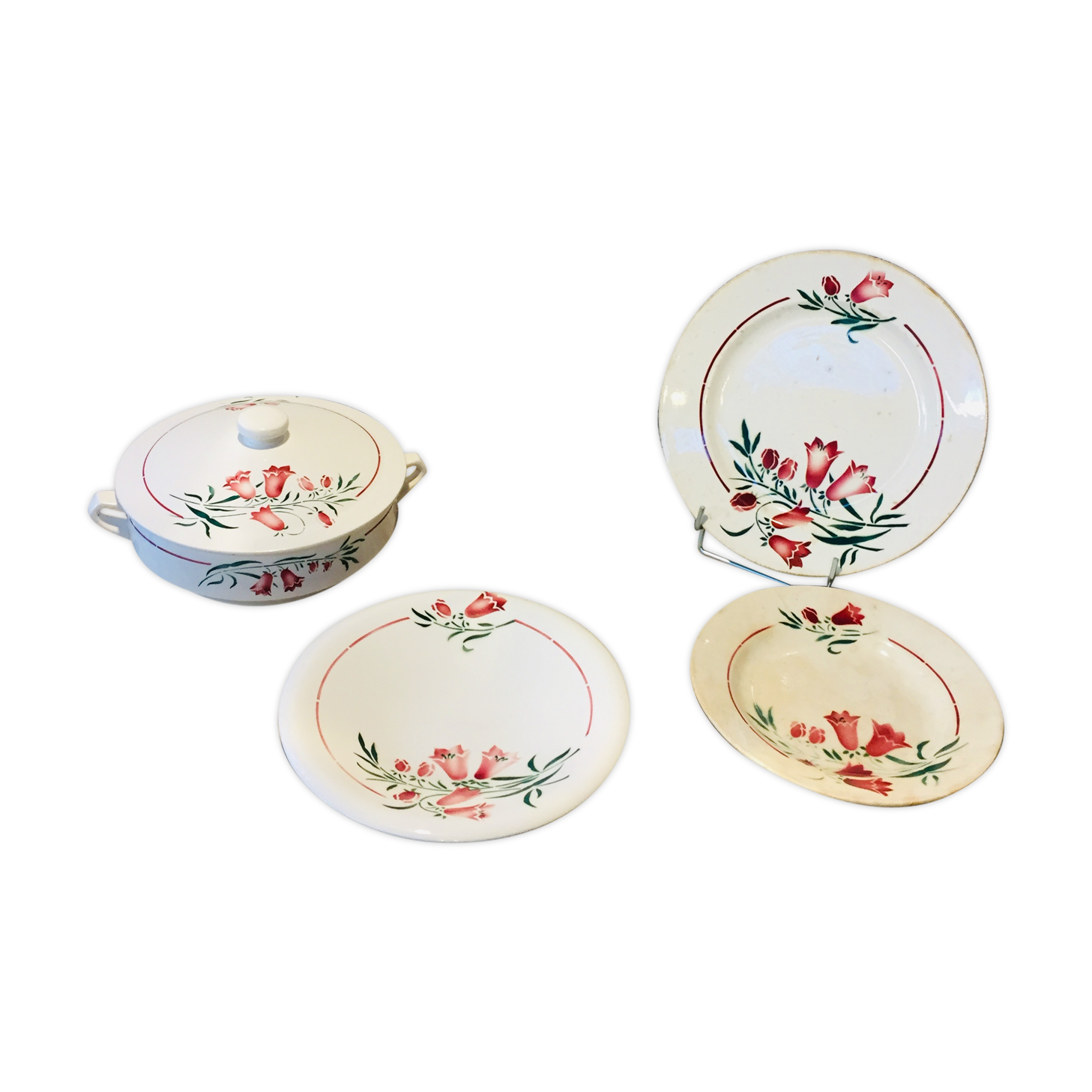 Saint Amand crockery set, Peg model
