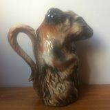 Squirrel slip pitcher