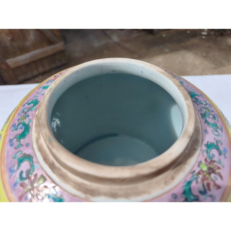 Ginger jar in Chinese glazed earthenware