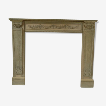 Fireplace mantle