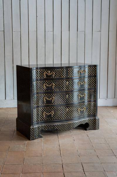 Commode attributed to Maison Jansen. 1940s. France.