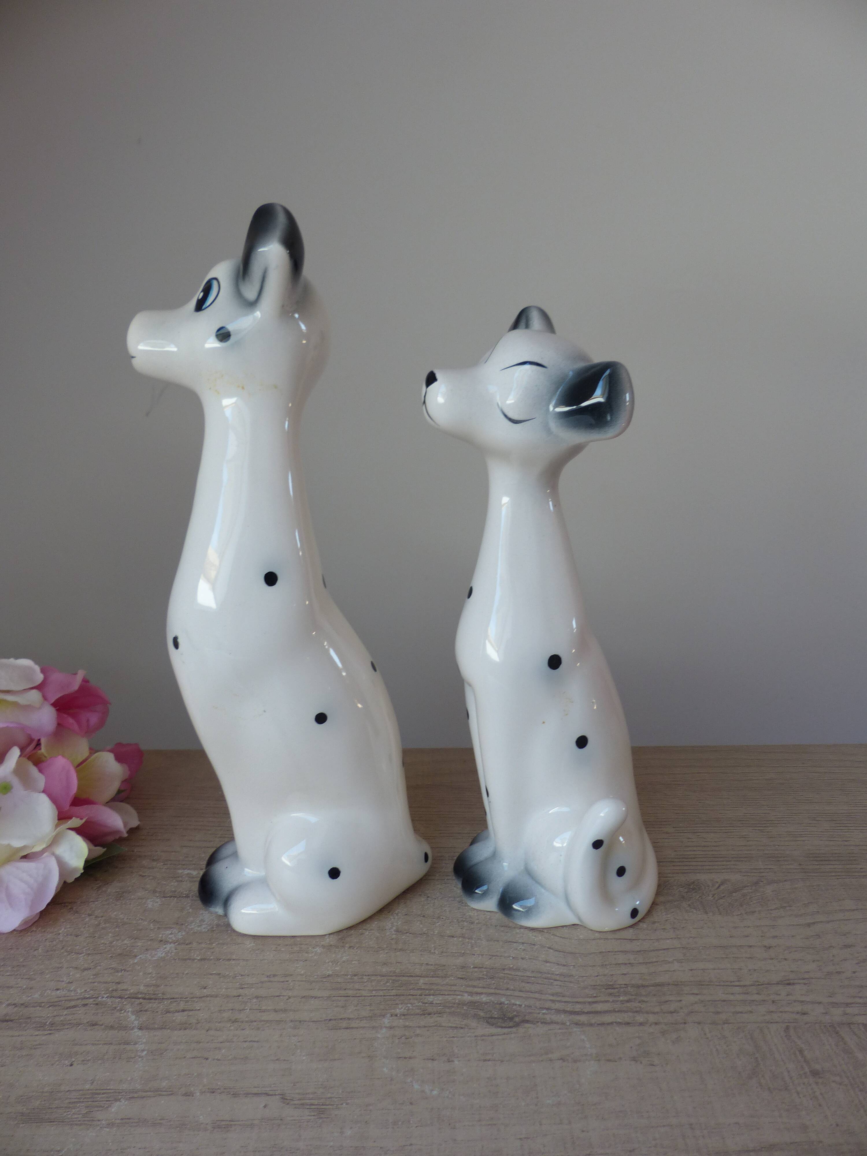 Couple of romantic Dalmatian figurines in ceramic – 1970s
