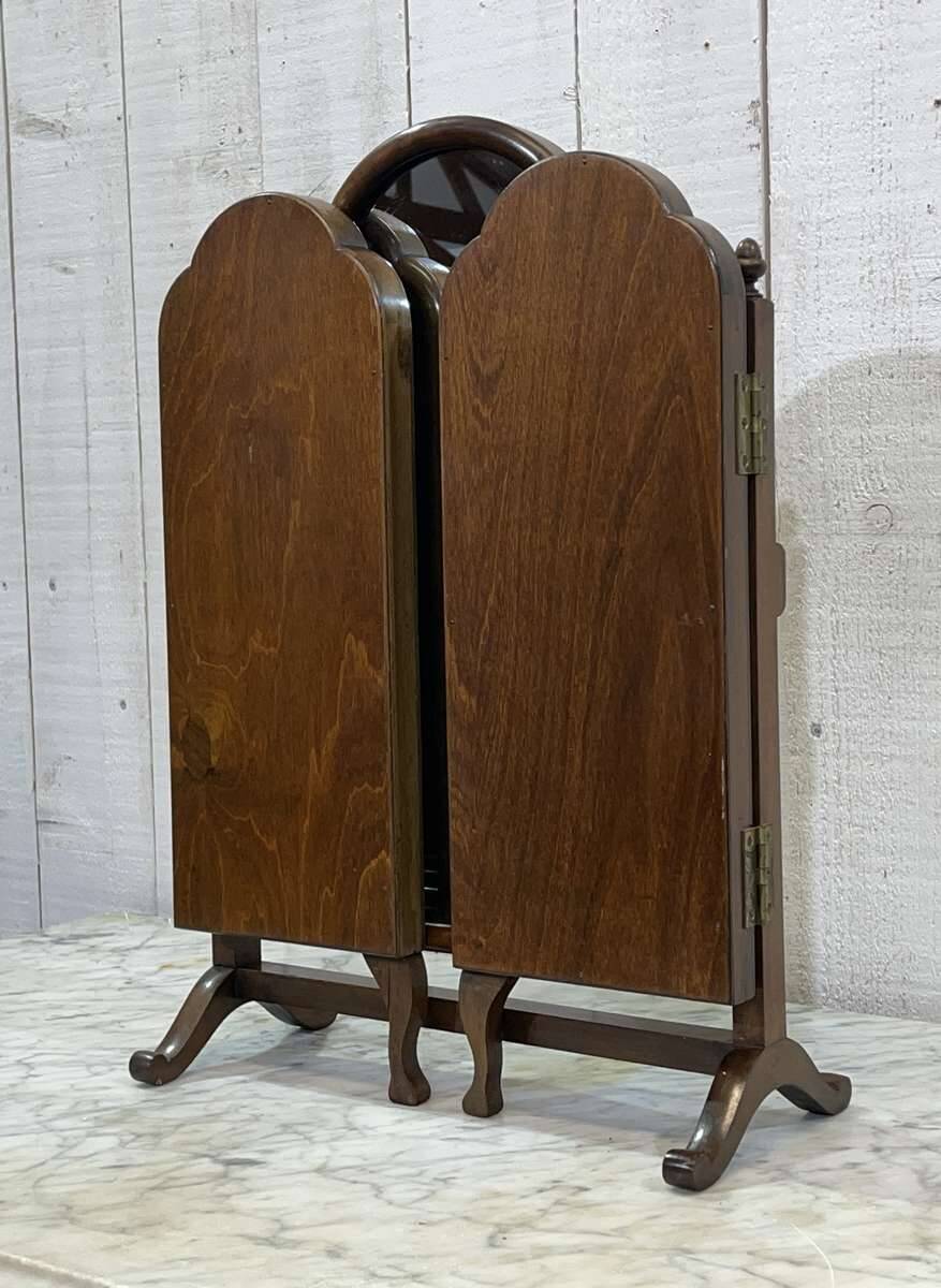 Psyche triptych, English, early 20th century, in mahogany