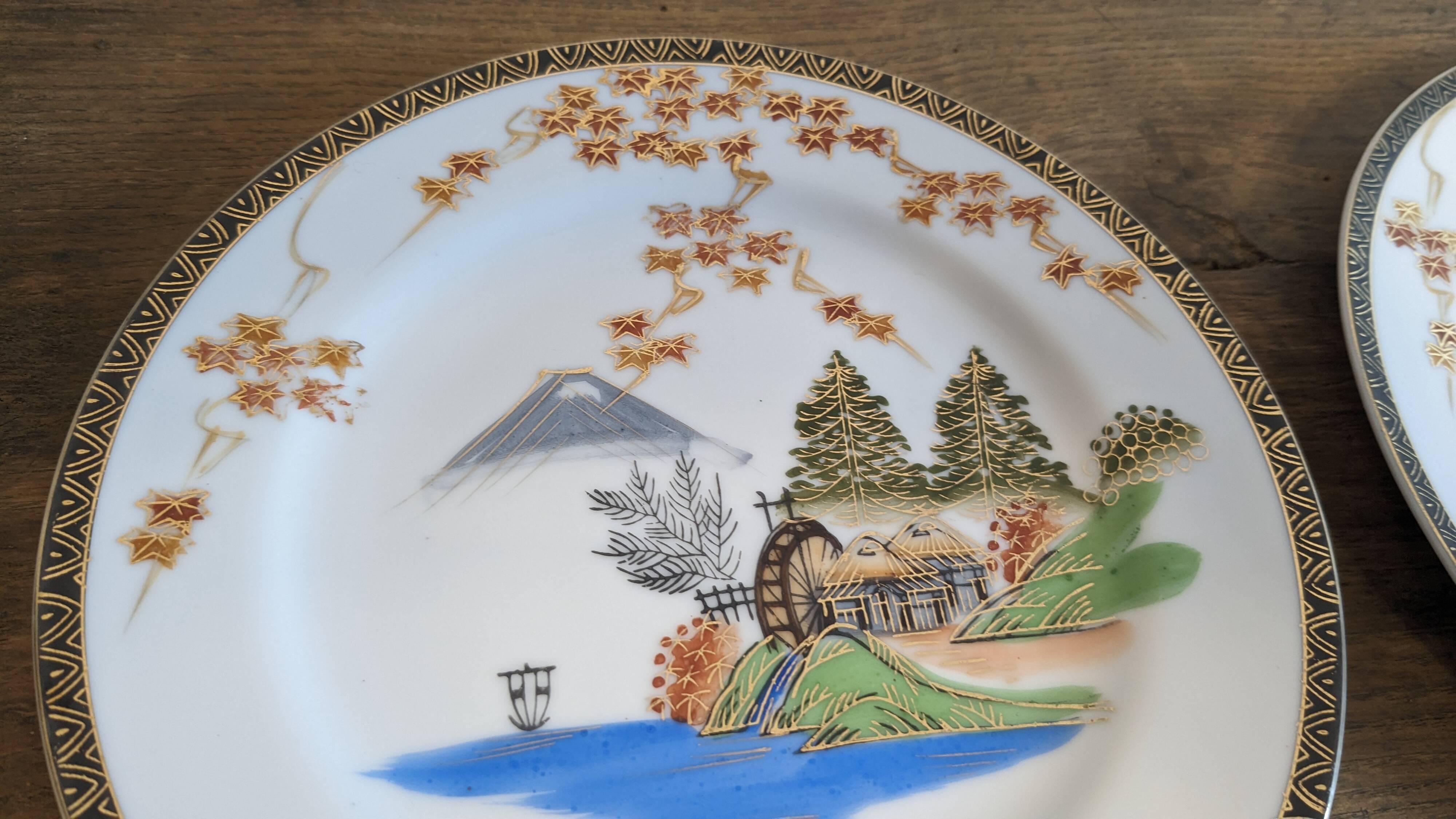 Antique Chinese Hayasi Kutani porcelain plate