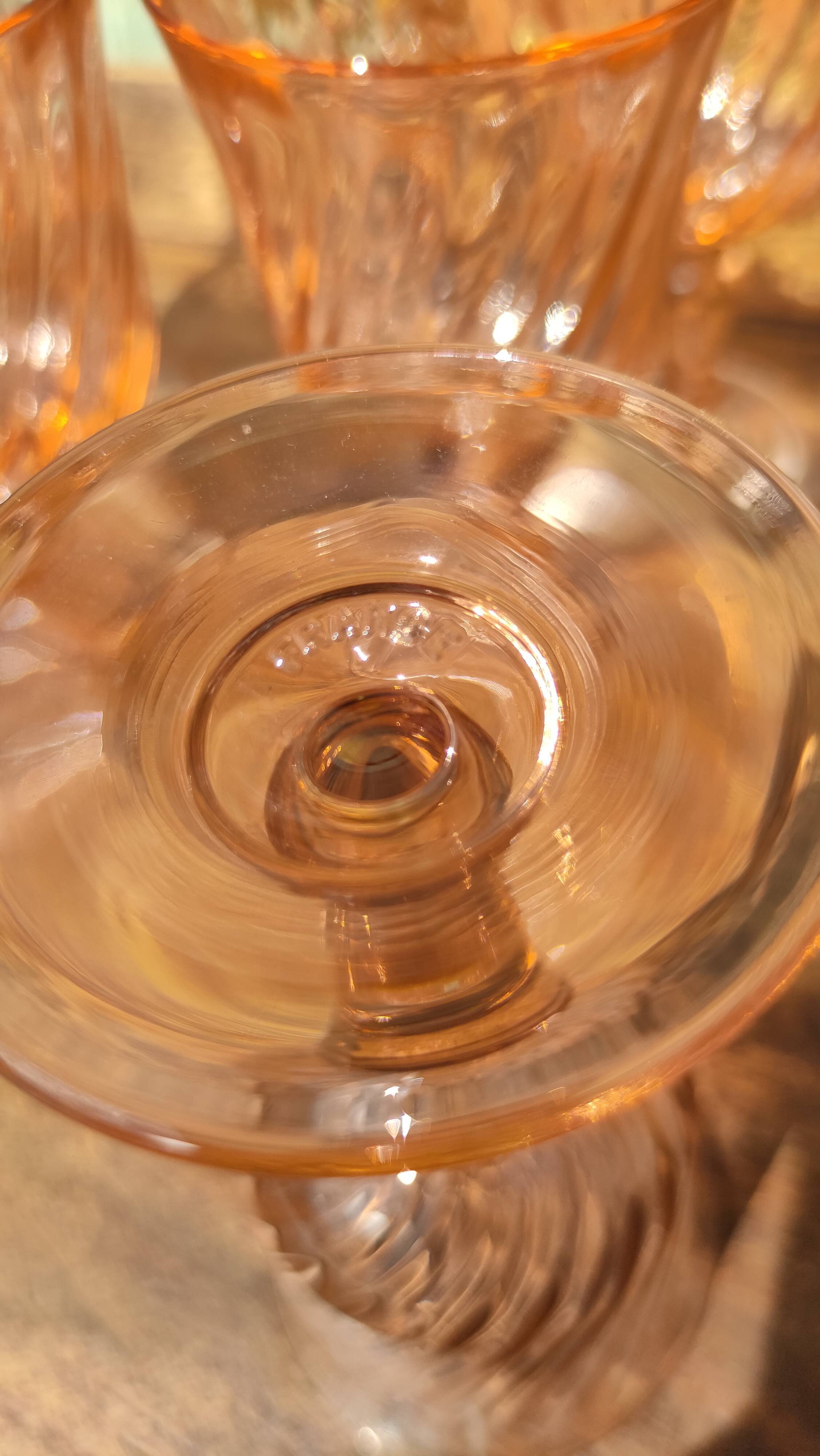 Six verres à pied rosaline d'arcoroc luminarc