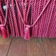Lot de 2 fauteuils crapauds en velours rouge