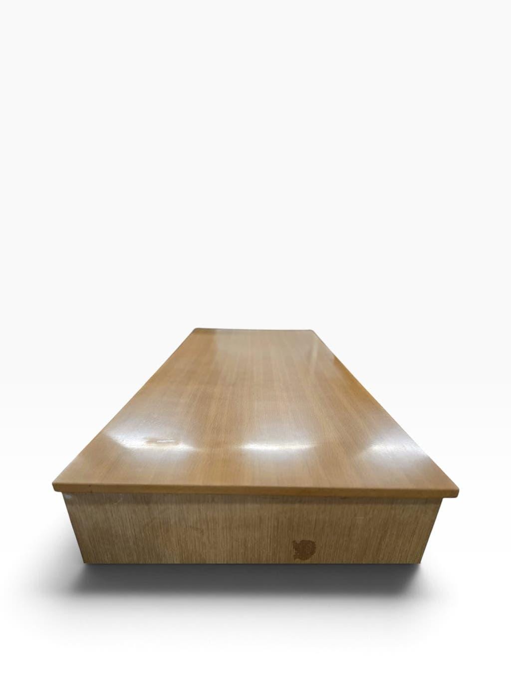 Vintage wooden desk Ekaa