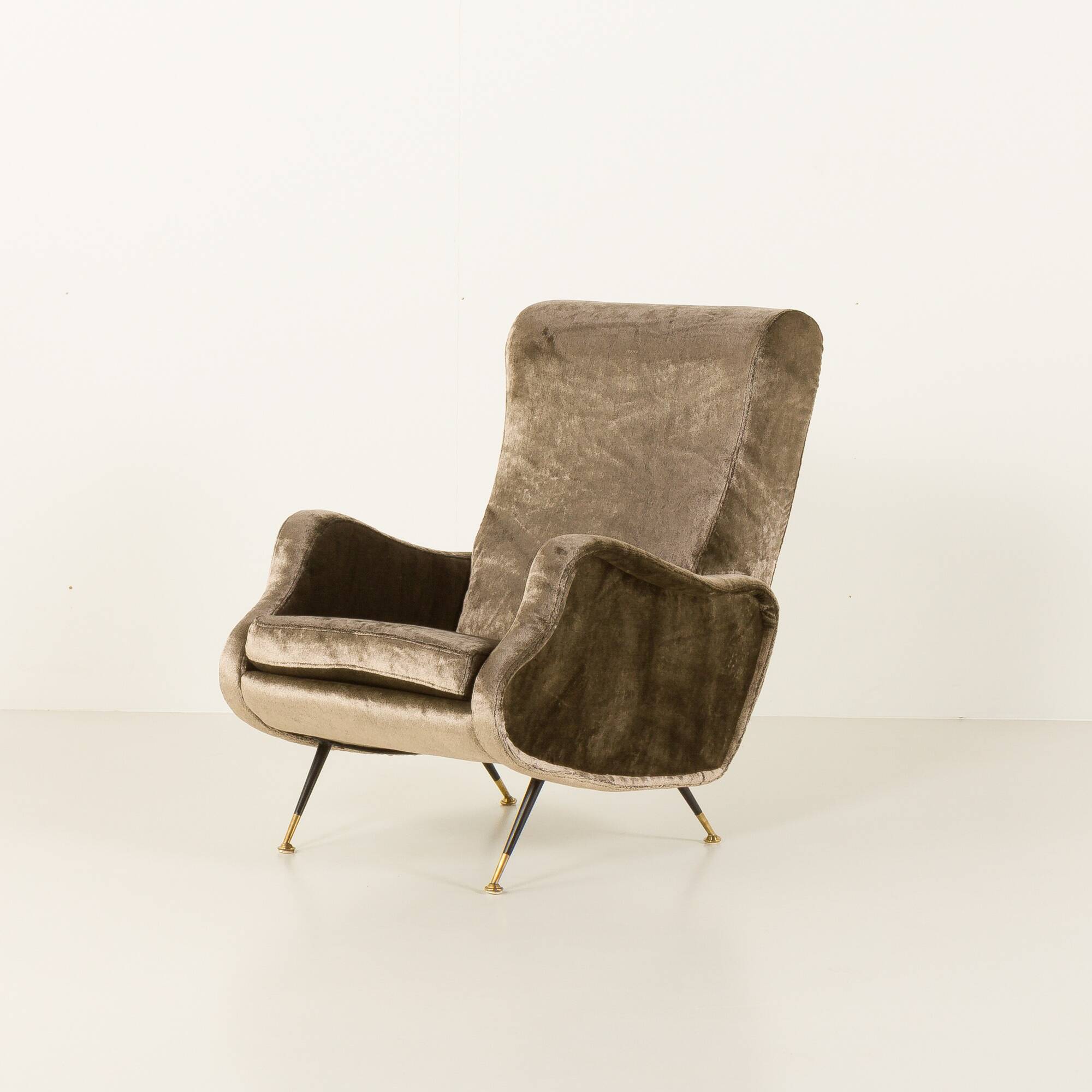 Italian velevet mid century lounge chair in the style of Marco Zanuso, 1960