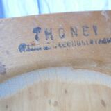 Chaise de fabrication Thonet
