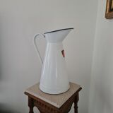 Enamelled sheet metal broc