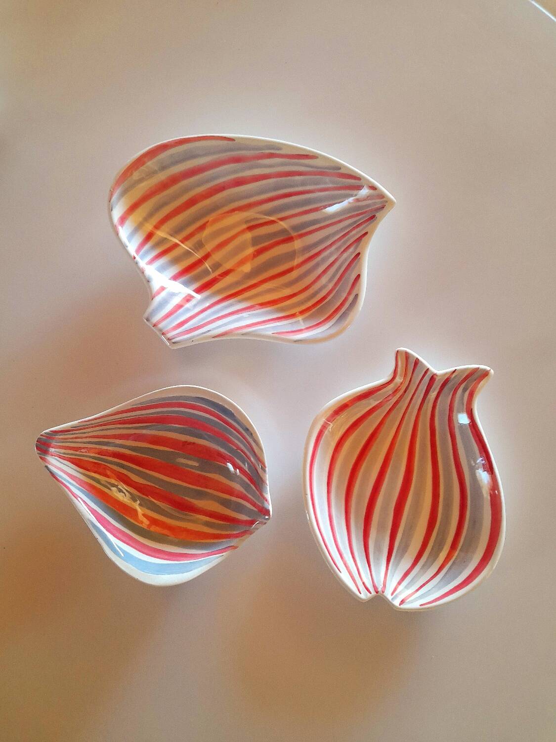 Alessio Tasca striped bowls, 1960.