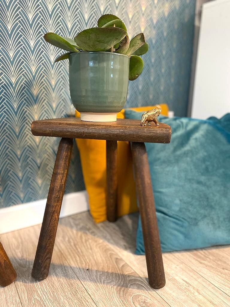 Pair of tripod stools