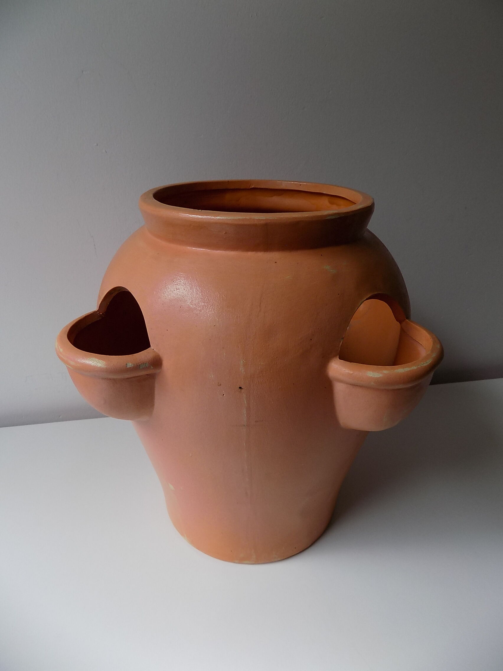 Sandstone flowerpot (25 cm)