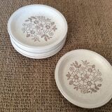 9 dessert plates