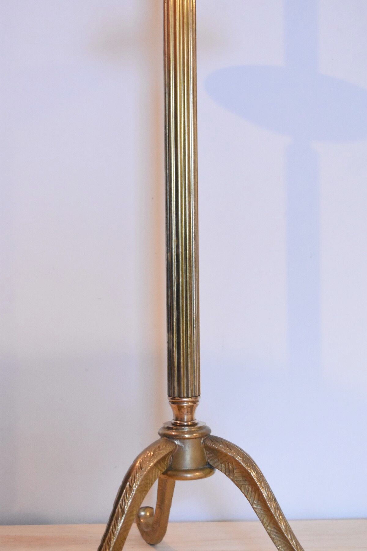 Retro night valet in brass and wood in Neoclassical style