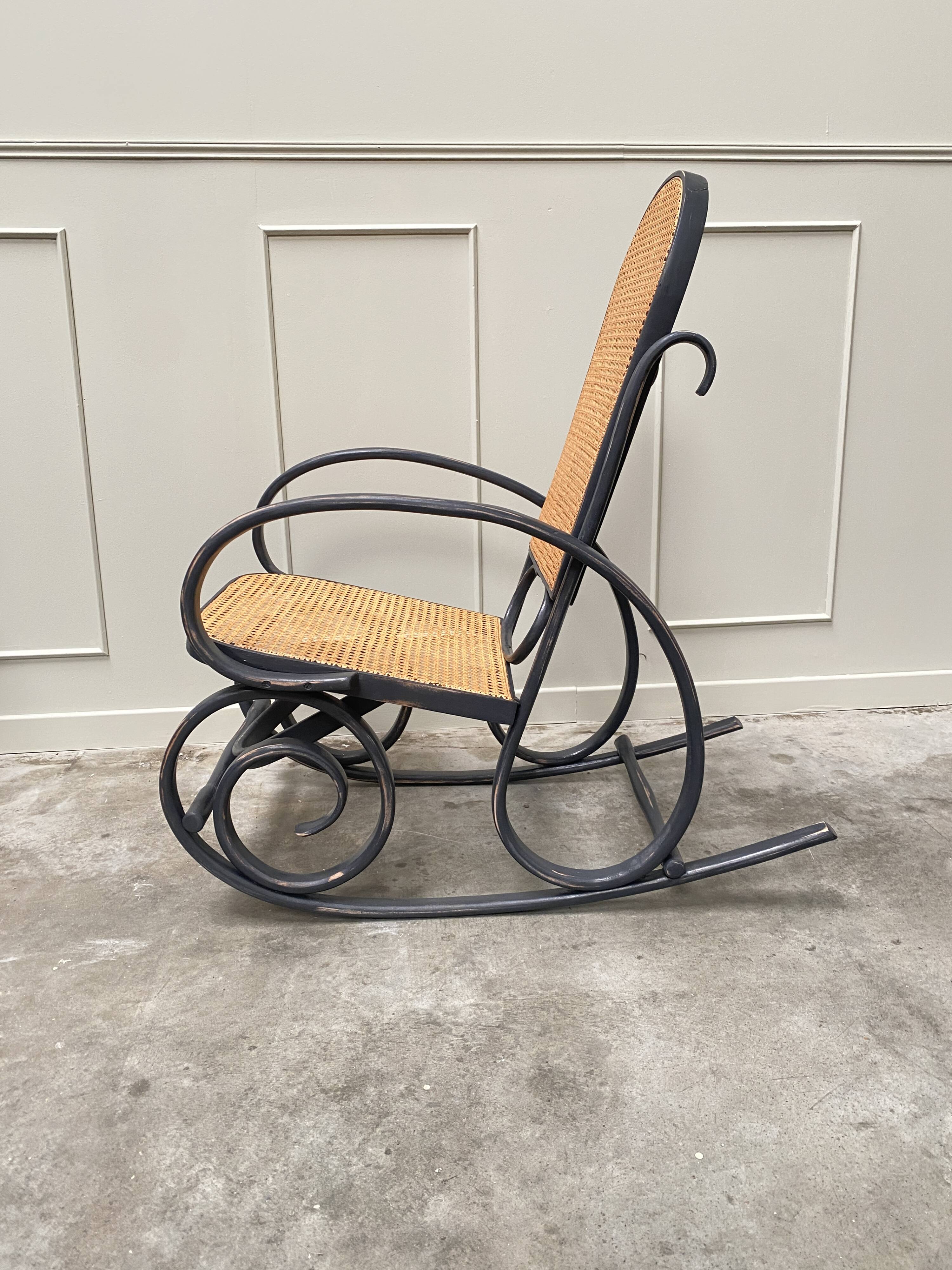 Rocking chair