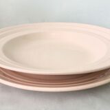 Set 16 earthenware plates from St Amand