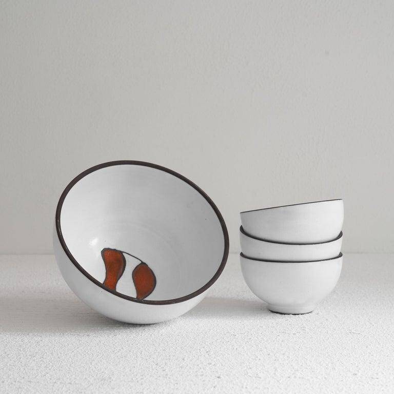 Set of studio pottery bowls mid-century, 1960s