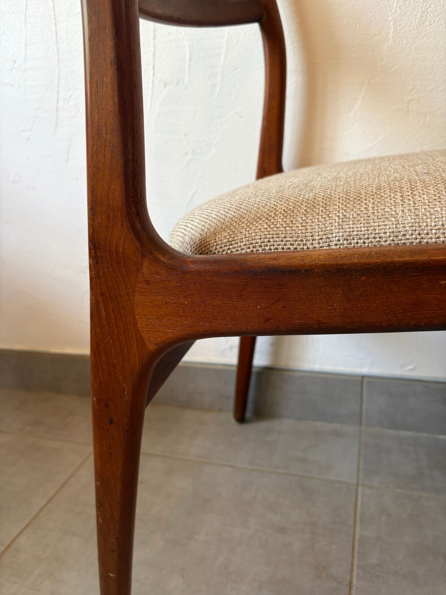 4 Scandinavian teak chairs Samcom Andersen Johannes