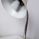 Articulated table lamp