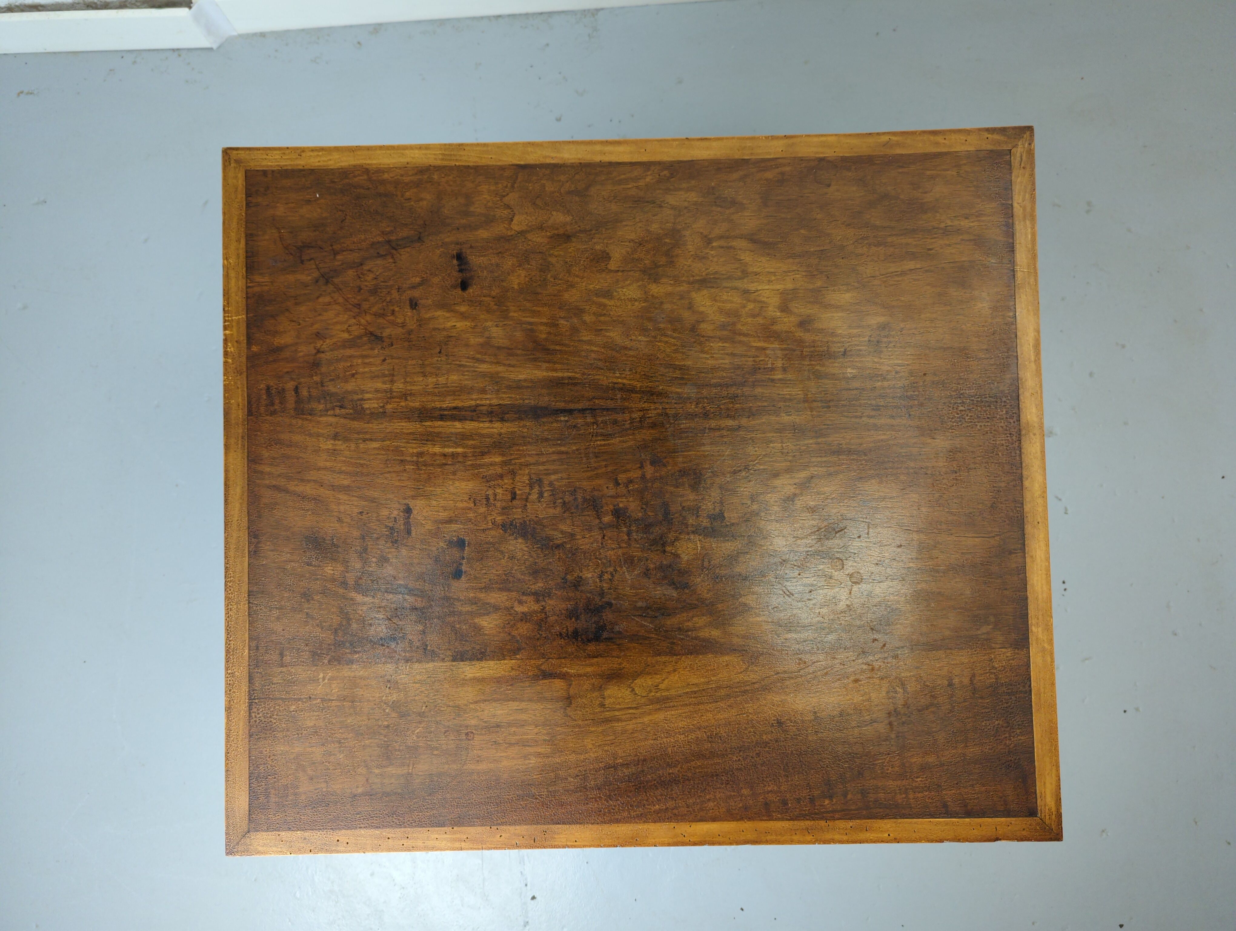 Square pedestal table art deco year 30