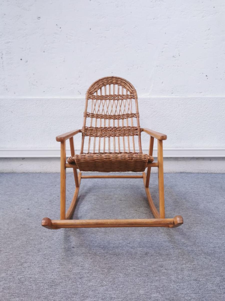 Rocking-chair rattan