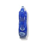 Théière asiatique ancienne de forme toroïdale en porcelaine bleue décor fleuris XX ème