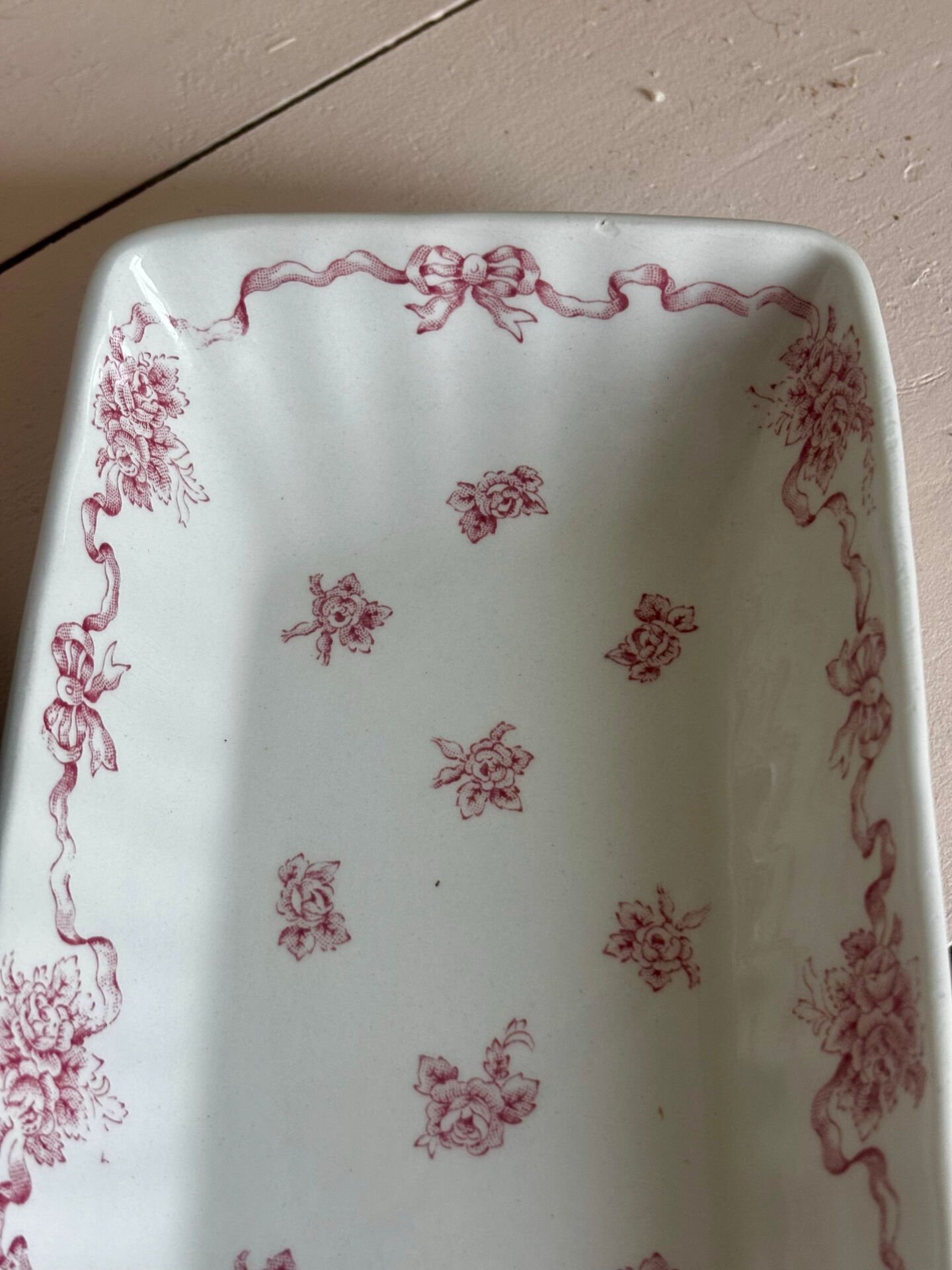 Superb soap dish or porcelain pocket tray by Laura Ashley.