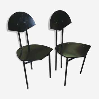 Paire de chaises design 1980 en métal et bois laqué noir