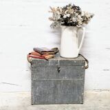 Tabouret caisse à outils en bois