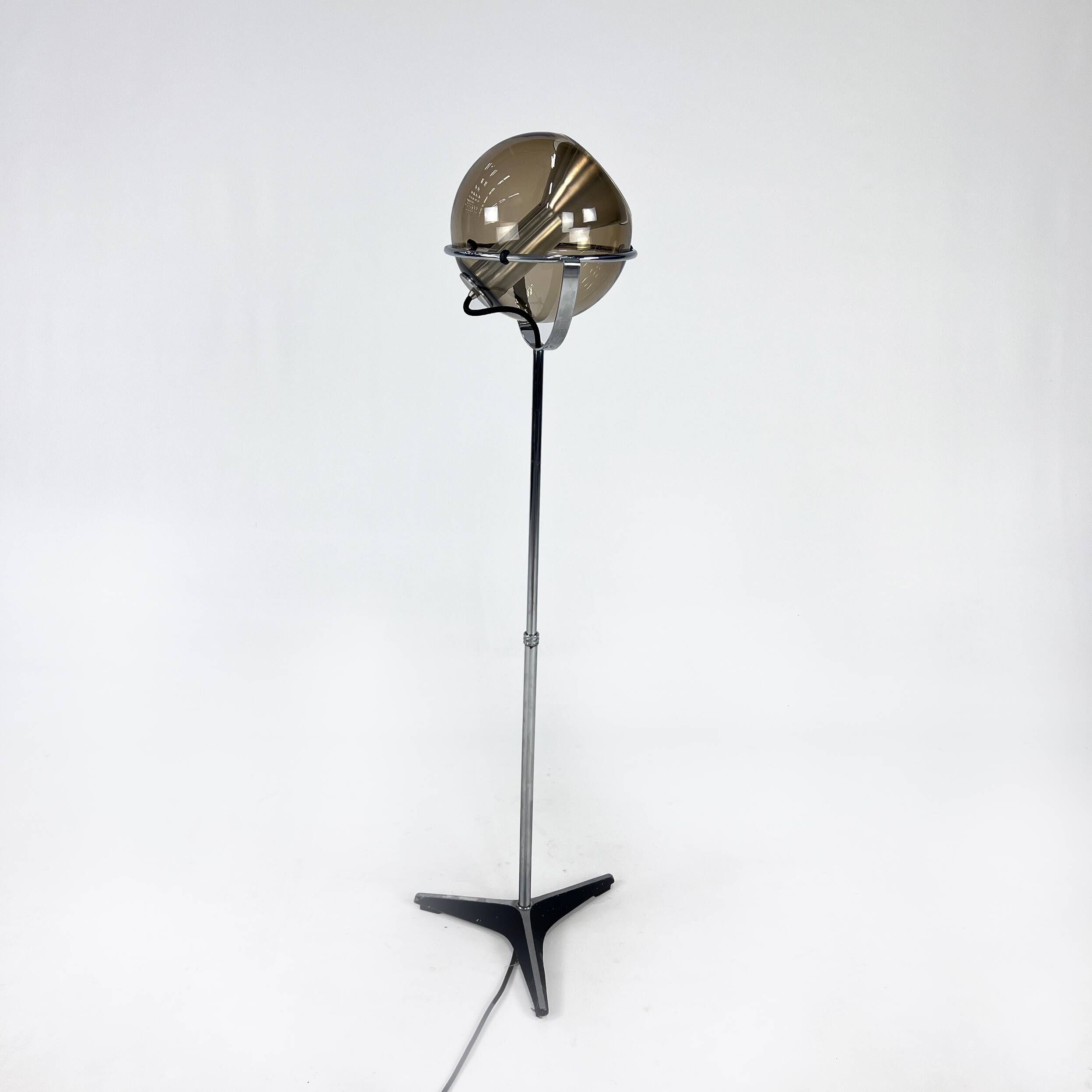 Mid Century Dutch Design Floorlamp by Frank Ligtelijn for Raak Amsterdam, 1960s